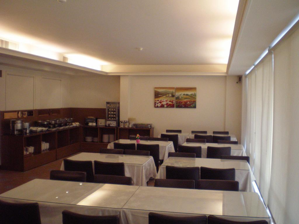 Emperor Hotel Kaohsiung Dış mekan fotoğraf