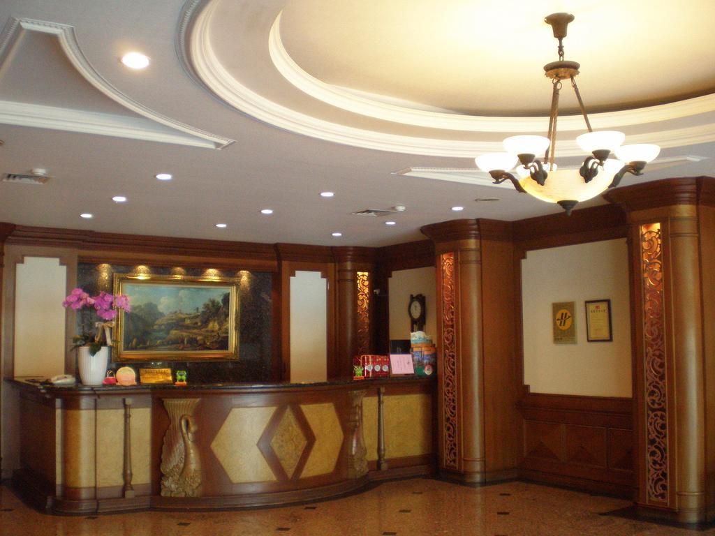 Emperor Hotel Kaohsiung Dış mekan fotoğraf