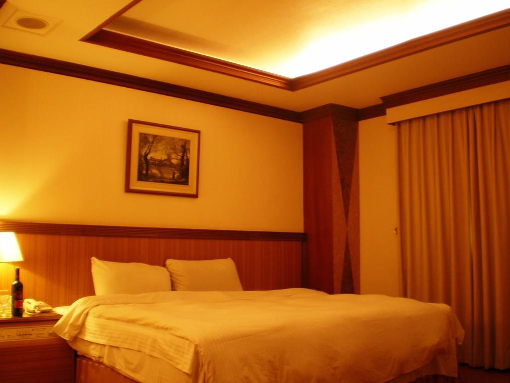Emperor Hotel Kaohsiung Oda fotoğraf