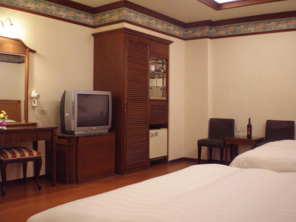 Emperor Hotel Kaohsiung Oda fotoğraf