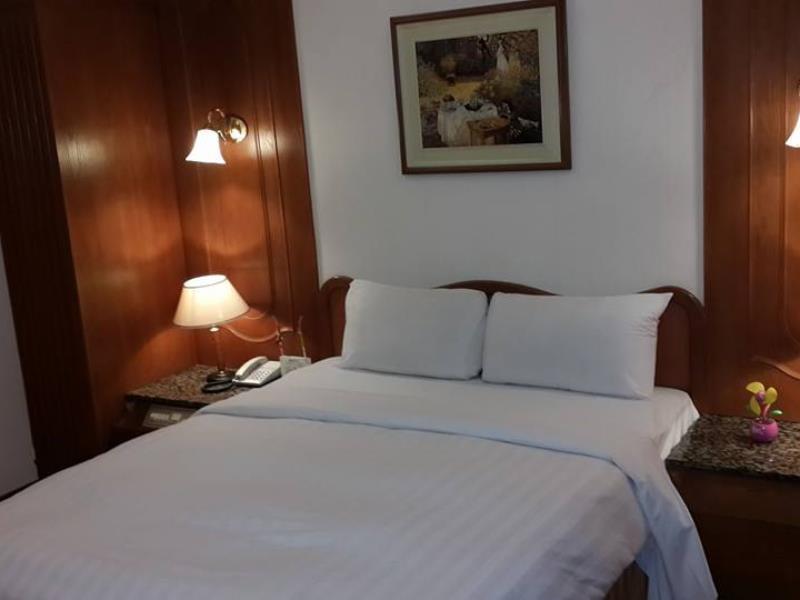 Emperor Hotel Kaohsiung Dış mekan fotoğraf