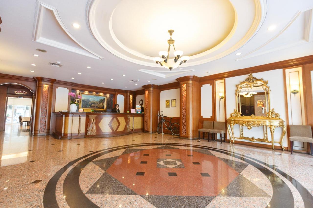 Emperor Hotel Kaohsiung Dış mekan fotoğraf