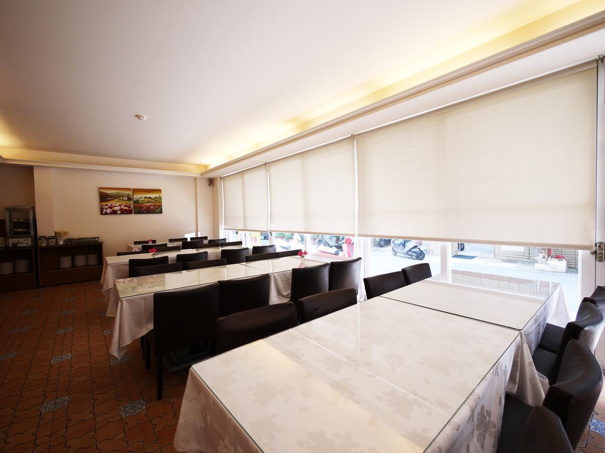 Emperor Hotel Kaohsiung Dış mekan fotoğraf