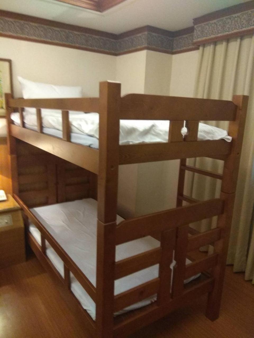 Emperor Hotel Kaohsiung Dış mekan fotoğraf